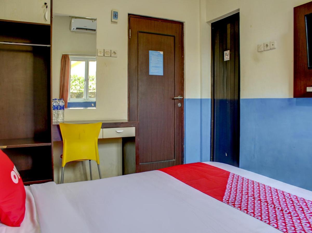 Oyo 90162 Remboelan Guest House Sungai Lutus Zewnętrze zdjęcie