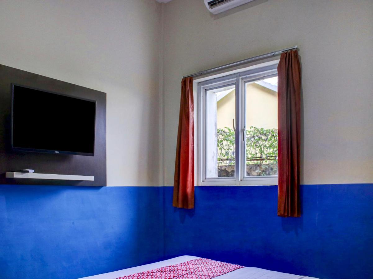 Oyo 90162 Remboelan Guest House Sungai Lutus Zewnętrze zdjęcie