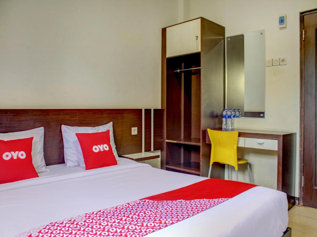 Oyo 90162 Remboelan Guest House Sungai Lutus Zewnętrze zdjęcie