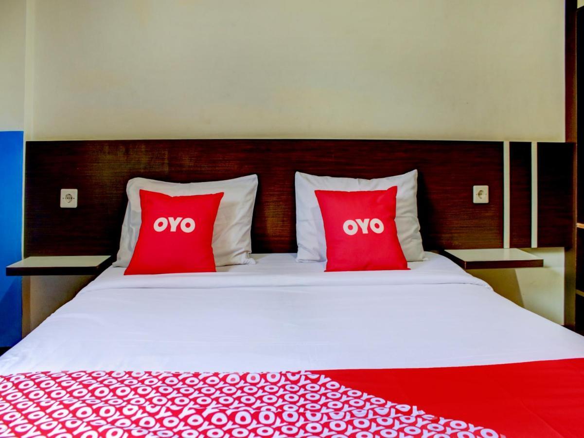Oyo 90162 Remboelan Guest House Sungai Lutus Zewnętrze zdjęcie
